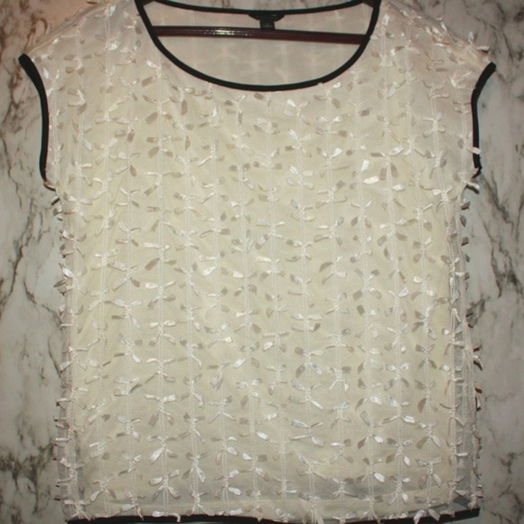 Ann Taylor Tops - Ann Taylor Ivory & Black Top w/ Ribbon Bows Small